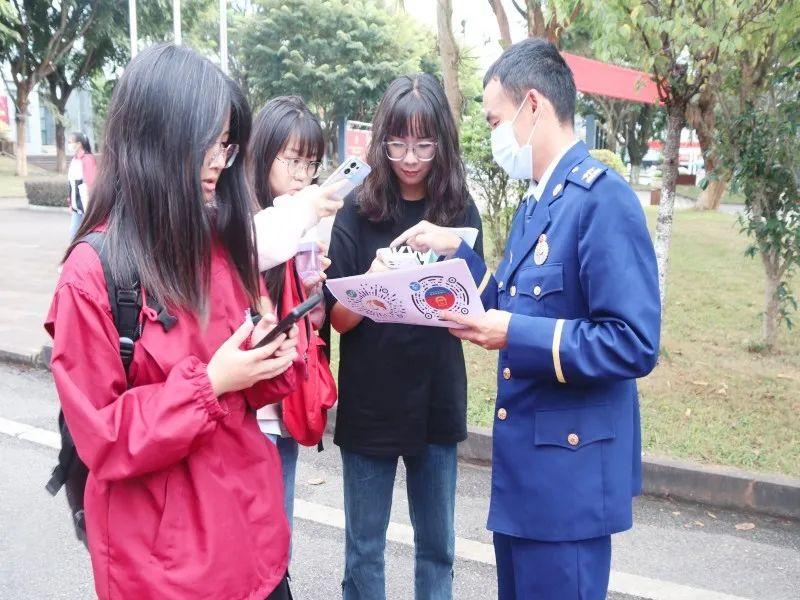 网址构建器终极指南:轻松追踪营销效果,告别数据盲区 网址构建器终极指南:轻松追踪营销效果,告别数据盲区
